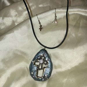 Gorgeous blue rock cross pendant & earrings NWT